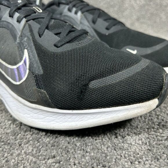 Nike Quest 5 DD9291-001 Women’s Size 10 Black Athletic Running Shoes Used - Picture 3 of 13